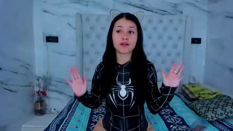 celina online show from November 15, 12:02 pm