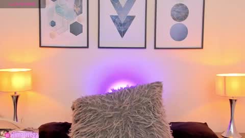 Snapshot of arivega chatting on December 24, 10:55 am Nice to meet you thumb up me please its important I LOOK MY BIO DOWN online show from December 24, 10:55 am