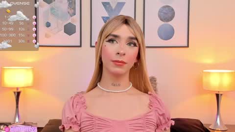 Snapshot of arivega chatting on January 10, 4:22 am Nice to meet you thumb up me please its important I LOOK MY BIO DOWN online show from January 10, 4:22 am