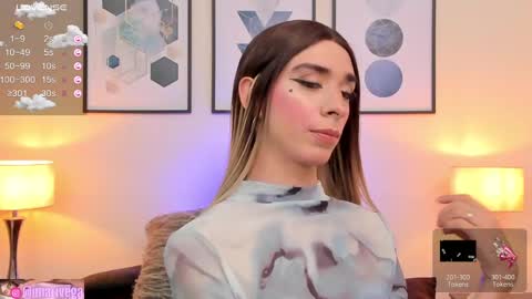 Snapshot of arivega chatting on January 21, 9:03 am Nice to meet you thumb up me please its important I LOOK MY BIO DOWN online show from January 21, 9:03 am