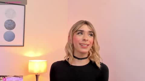 Snapshot of arivega chatting on January 24, 2:49 am Nice to meet you thumb up me please its important I LOOK MY BIO DOWN online show from January 24, 2:49 am