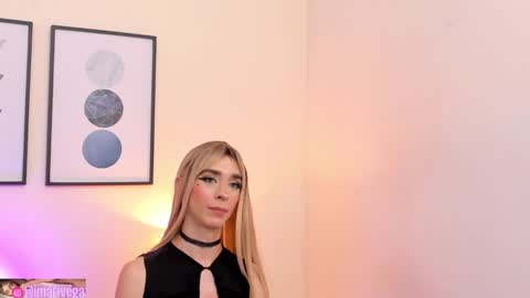 Snapshot of arivega chatting on February 8, 1:22 am Nice to meet you thumb up me please its important I LOOK MY BIO DOWN online show from February 8, 1:22 am