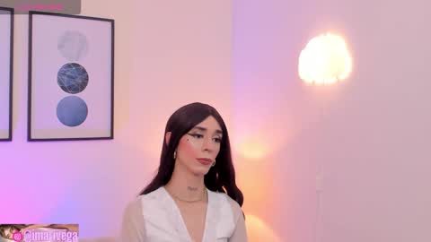 Snapshot of arivega chatting on September 20, 7:42 am Nice to meet you thumb up me please its important I LOOK MY BIO DOWN online show from September 20, 7:42 am