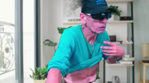 armaduradeacero online show from October 2, 9:38 am