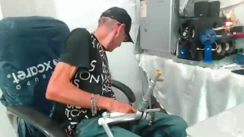 armaduradeacero online show from October 26, 9:48 am