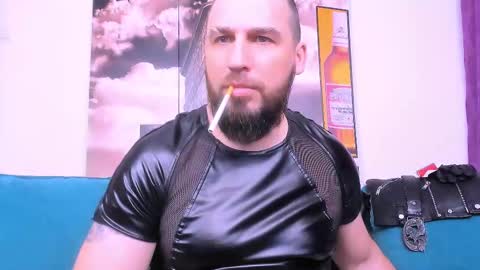 Armando online show from February 27, 4:31 am