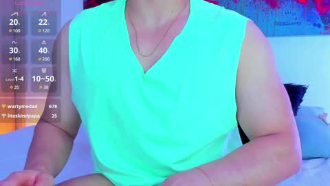 Snapshot of arminjones1 chatting on February 1, 10:26 am online show from February 1, 10:26 am