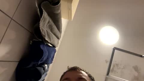 armyskater32 online show from September 30, 9:09 pm