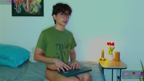 Snapshot of arnold_laurent chatting on September 25, 7:50 pm Arnold online show from September 25, 7:50 pm