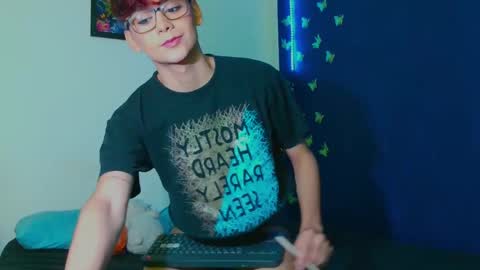 Snapshot of arnold_laurent chatting on October 22, 7:19 am Arnold online show from October 22, 7:19 am