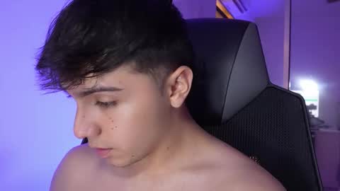 aron__cooper online show from October 31, 12:11 am