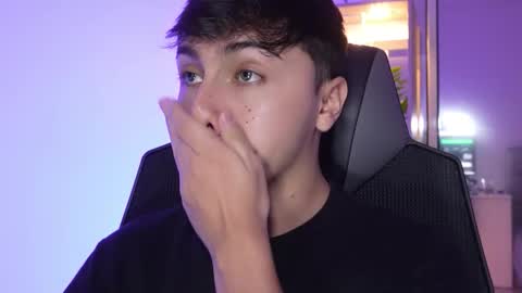 aron__cooper online show from November 16, 1:11 am