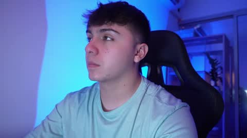 aron__cooper online show from April 11, 4:22 pm