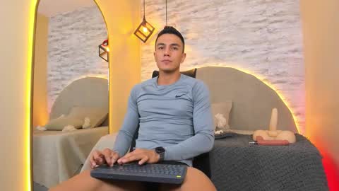 ARON BOLT online show from February 27, 10:37 am