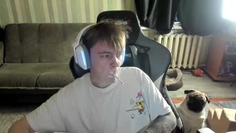 Snapshot of aron_neall chatting on November 10, 6:12 am biggest penis online show from November 10, 6:12 am