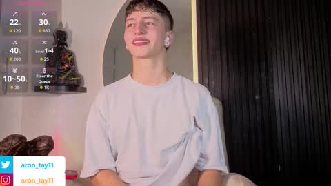  your aron  online show from November 12, 3:07 am