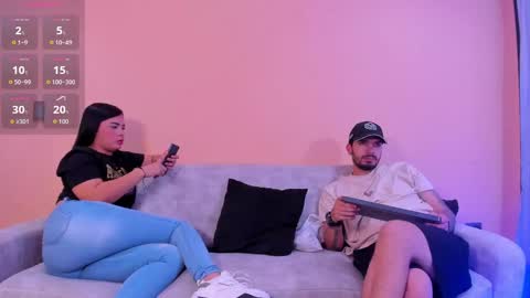 Snapshot of aronandluna chatting on October 17, 3:14 pm Aron and Luna online show from October 17, 3:14 pm