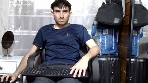 Snapshot of arongfranco chatting on October 1, 6:36 pm Aron G Franco online show from October 1, 6:36 pm