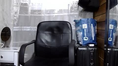 Snapshot of arongfranco chatting on October 23, 6:45 am Aron G Franco online show from October 23, 6:45 am