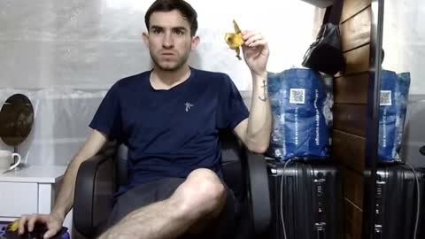 Snapshot of arongfranco chatting on November 26, 4:08 pm Aron G Franco online show from November 26, 4:08 pm