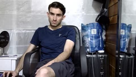 Snapshot of arongfranco chatting on November 27, 4:14 am Aron G Franco online show from November 27, 4:14 am