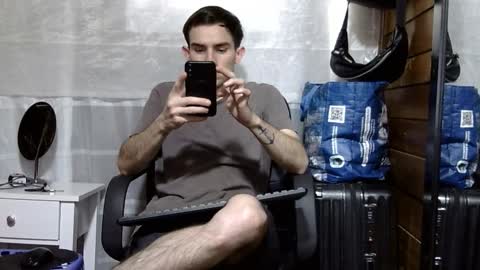 Snapshot of arongfranco chatting on December 3, 8:18 pm Aron G Franco online show from December 3, 8:18 pm