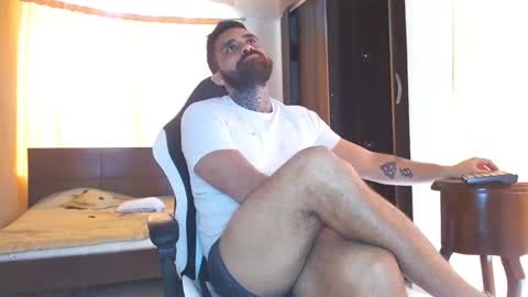 aronmiller online show from December 27, 2:33 pm