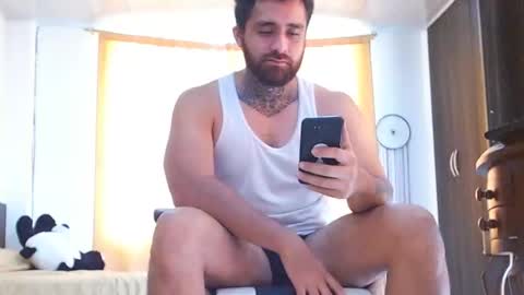 aronmiller online show from February 4, 1:48 pm