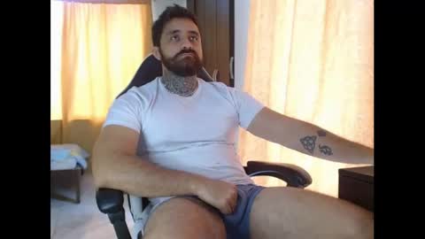 aronmiller online show from November 15, 3:19 pm