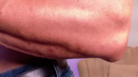   online show from February 27, 11:27 pm