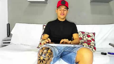 AROON HOT online show from March 7, 12:13 pm