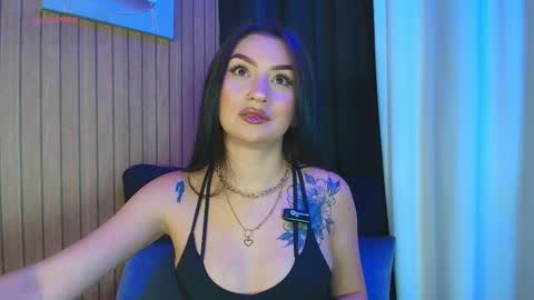 Snapshot of arrkabella chatting on November 3, 7:26 pm online show from November 3, 7:26 pm