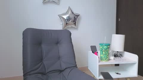 Snapshot of arteemiis chatting on September 24, 6:55 pm online show from September 24, 6:55 pm