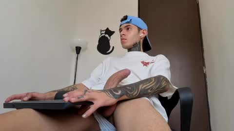   online show from April 18, 1:15 pm