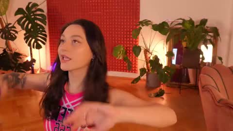 Maya online show from February 16, 3:27 pm