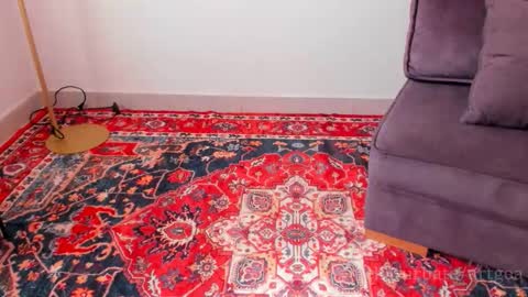 Snapshot of artgea chatting on October 2, 3:52 pm Linda independent model artgeea online show from October 2, 3:52 pm