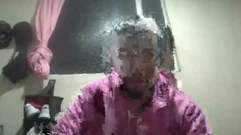 Snapshot of arthur1718 chatting on November 20, 2:34 am arthur1718 online show from November 20, 2:34 am