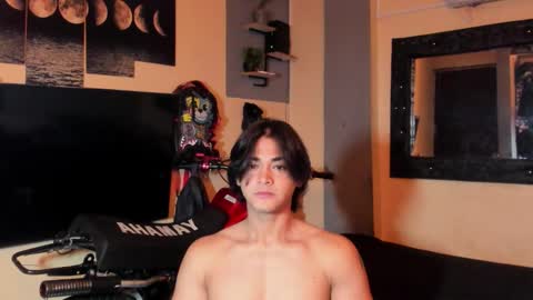 I AM HERE online show from March 21, 3:22 am