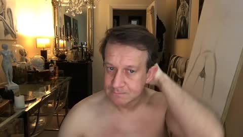 Snapshot of artisterotic chatting on December 15, 7:46 am artisterotic online show from December 15, 7:46 am