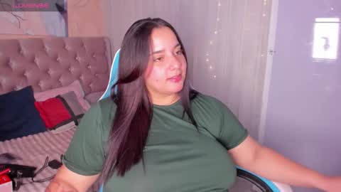 Snapshot of artmisa0519 chatting on October 23, 6:23 am artmisa0519 online show from October 23, 6:23 am