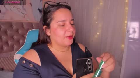 Snapshot of artmisa0519 chatting on November 27, 4:58 am artmisa0519 online show from November 27, 4:58 am