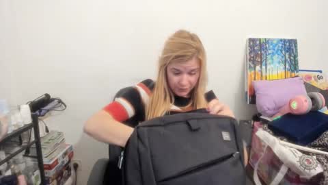 MIA online show from December 15, 1:59 pm