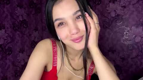 Amina online show from February 15, 6:26 pm