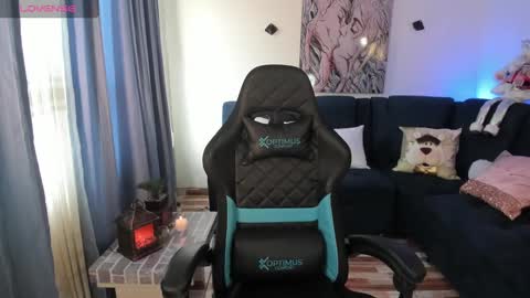 hellen online show from December 27, 2:43 pm