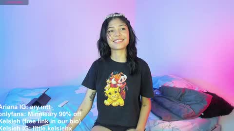 Snapshot of ary_and_kel chatting on December 11, 8:50 pm Ariana and Kelsieh online show from December 11, 8:50 pm