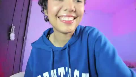 Snapshot of ary_and_kel chatting on February 12, 4:22 pm Ariana and Kelsieh online show from February 12, 4:22 pm