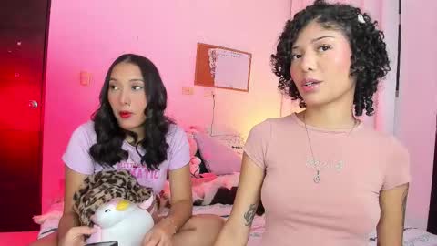 Ariana and Kelsieh online show from January 9, 2:03 am