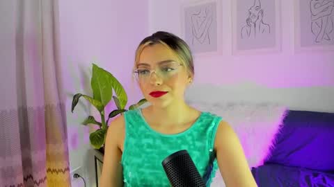 Zahaara online show from March 3, 9:15 pm