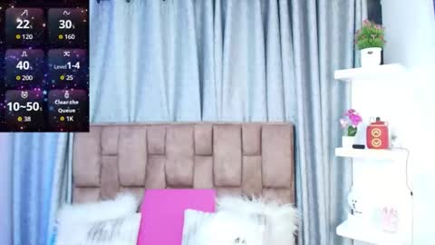 Snapshot of ary_noa chatting on February 24, 3:26 am Ary Noa online show from February 24, 3:26 am