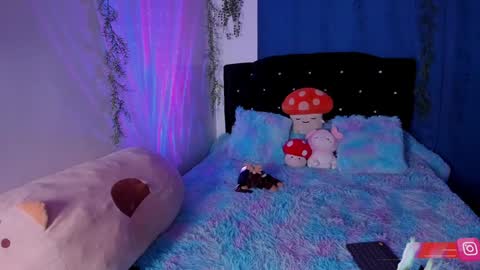 Snapshot of arya_line chatting on January 30, 11:45 pm Arys online show from January 30, 11:45 pm